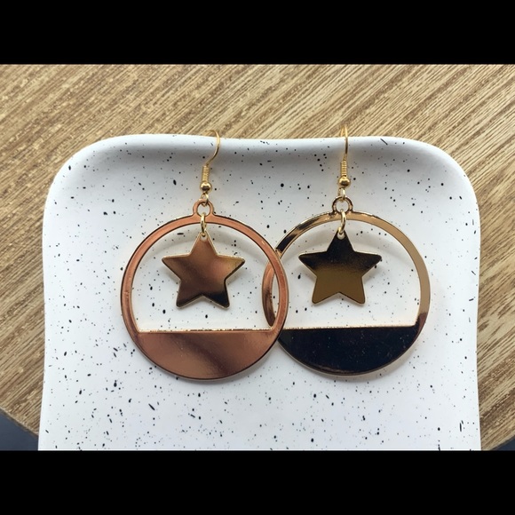 Dangle Earrings with Star Accent - Picture 1 of 2